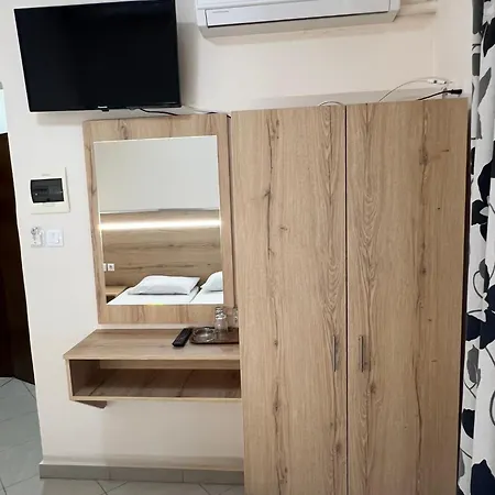 Отель Dafni Seaside Лептокария